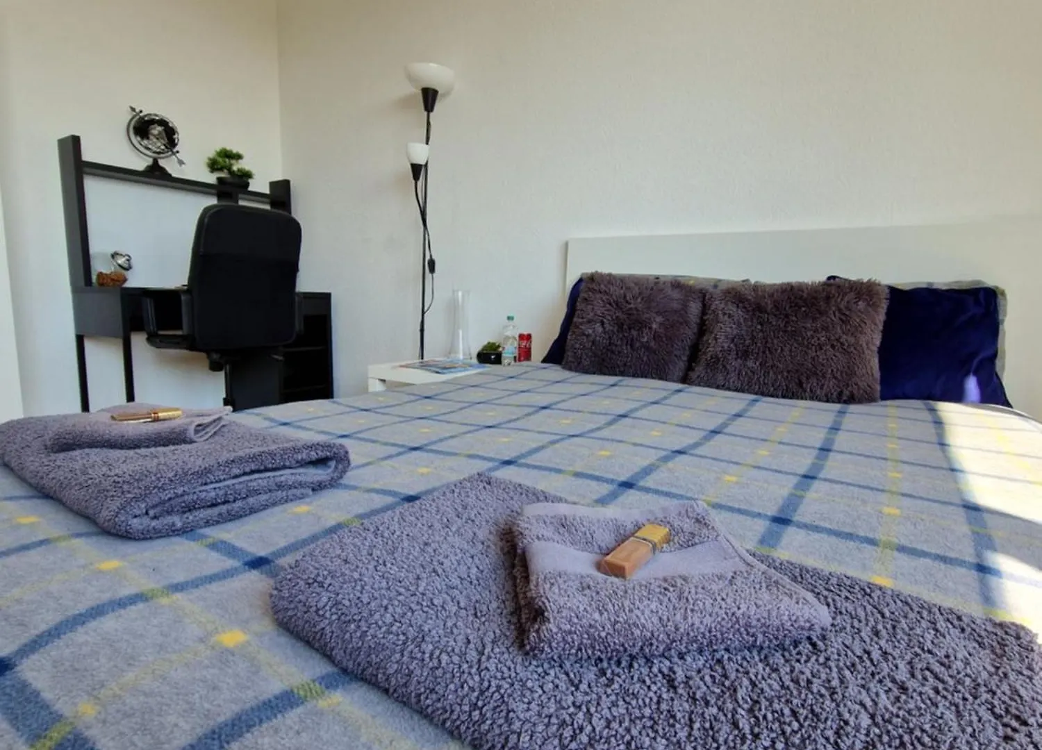 Zentrale Und Komfortable Wohnung Leipzig