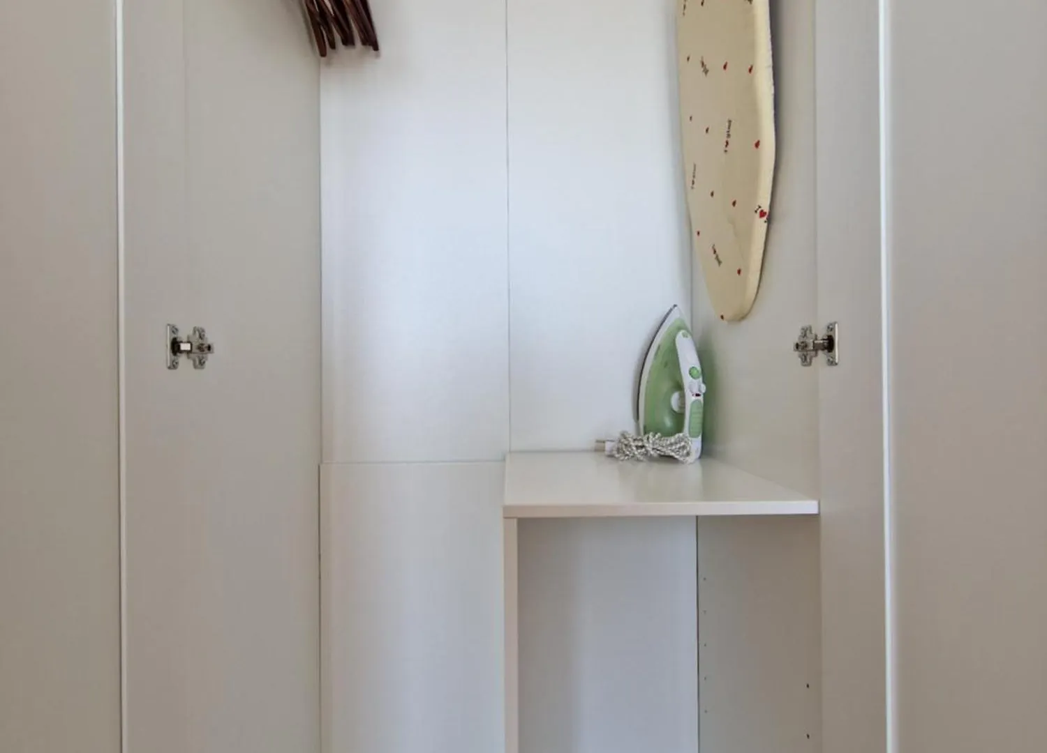 Zentrale Und Komfortable Wohnung Leipzig